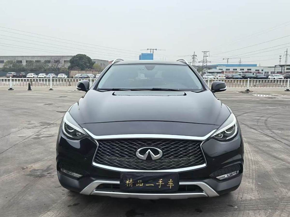 英菲尼迪 QX30  2018款 1.6T 兩驅(qū)運動版圖片