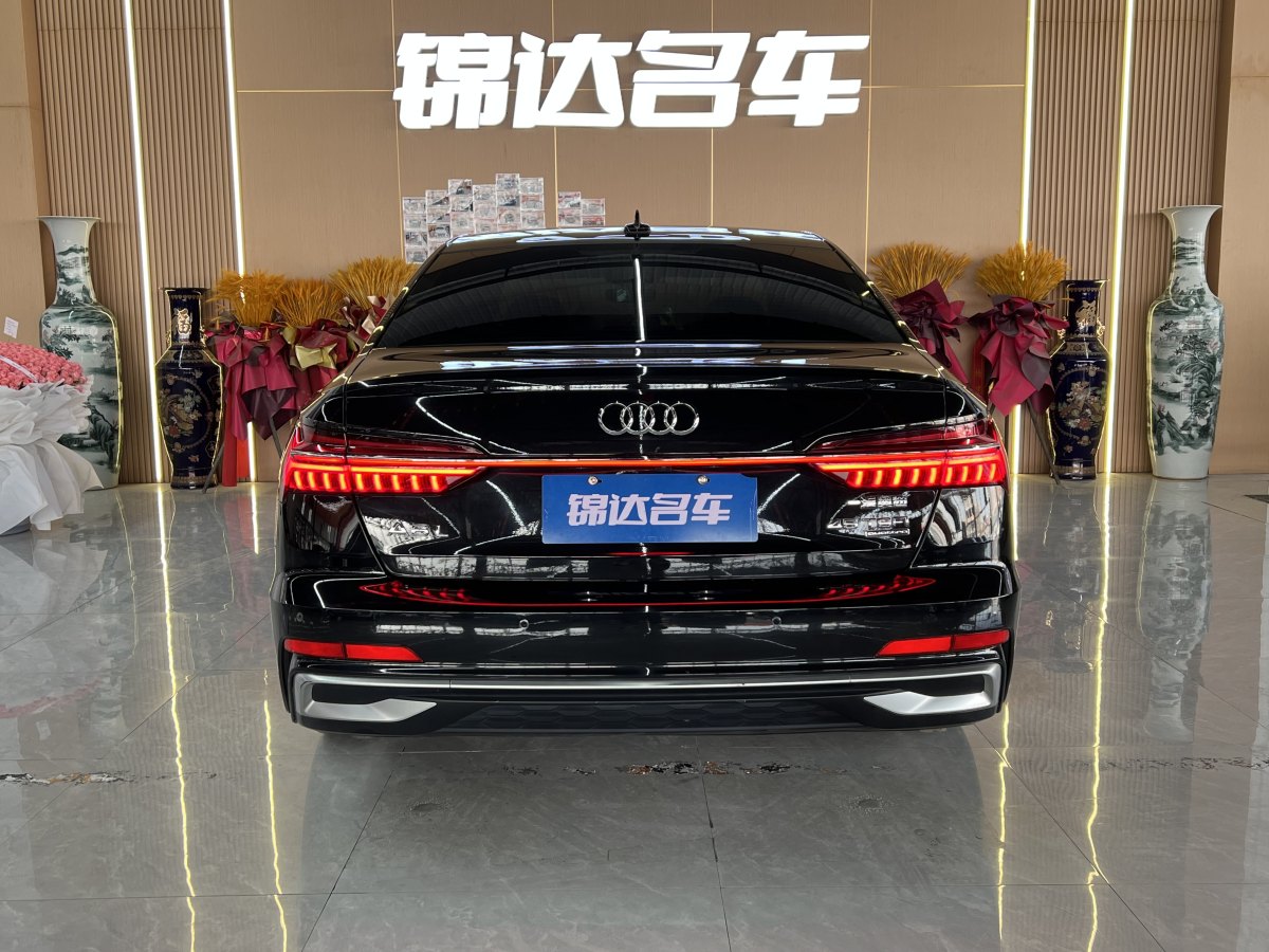 奧迪 奧迪A6L  2023款 改款 45 TFSI quattro 臻選動(dòng)感型圖片