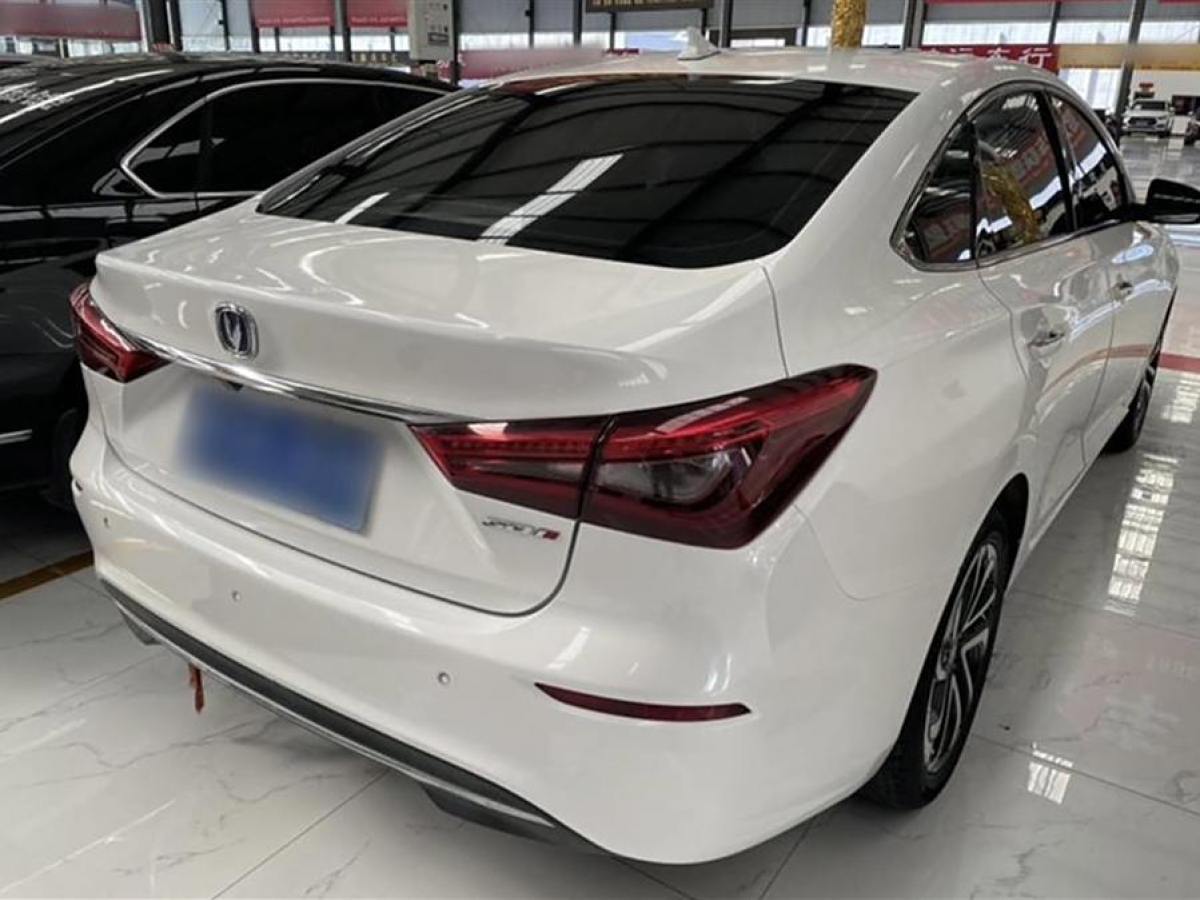 長(zhǎng)安 逸動(dòng)  2018款 1.6L GDI 自動(dòng)領(lǐng)尚型圖片