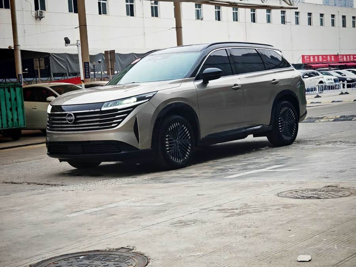 日產(chǎn) 探陸  2024款 380VC-TURBO 四驅(qū)智駕版 6座圖片