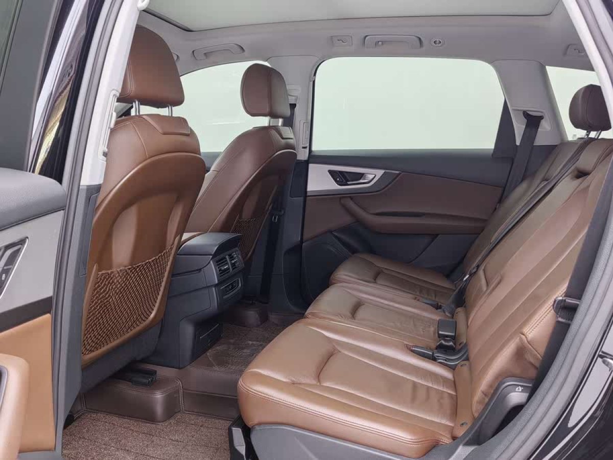 奧迪 奧迪Q7  2016款 45 TFSI 技術(shù)型圖片