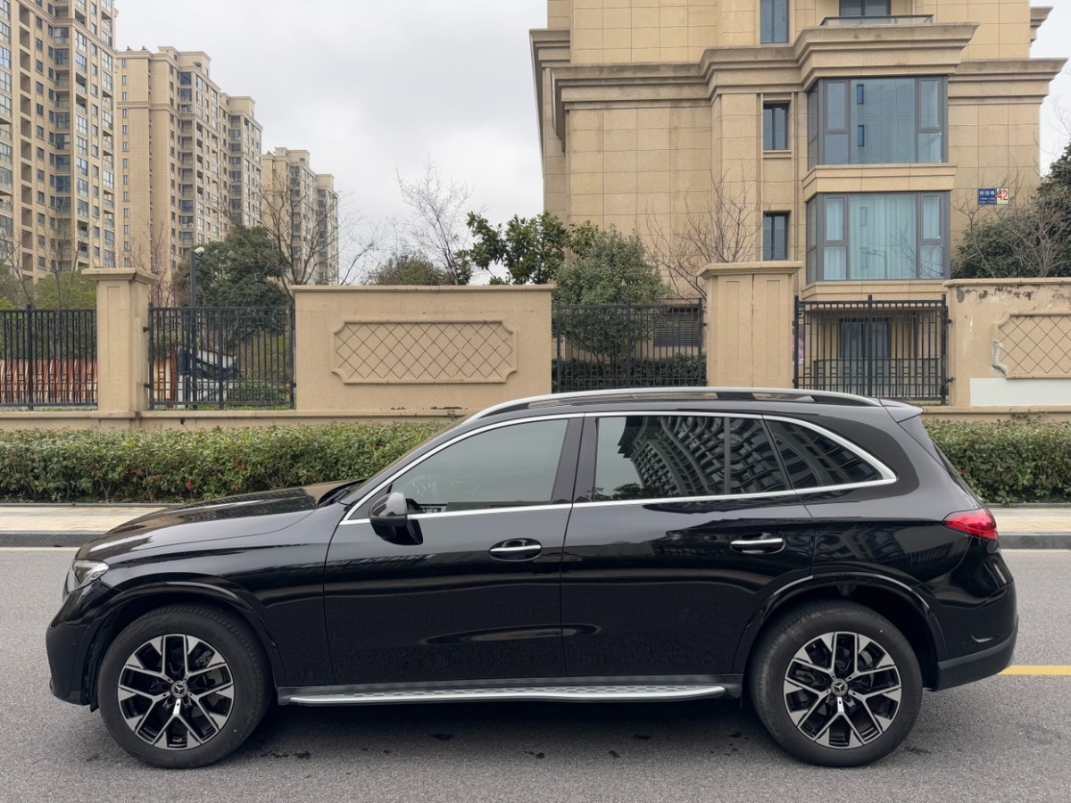 奔馳 奔馳GLC  2023款 GLC 260 L 4MATIC 豪華型 7座圖片