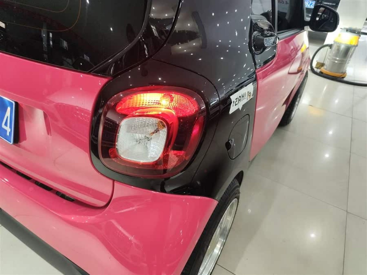 smart fortwo  2015款 1.0L 52千瓦硬頂激情版圖片