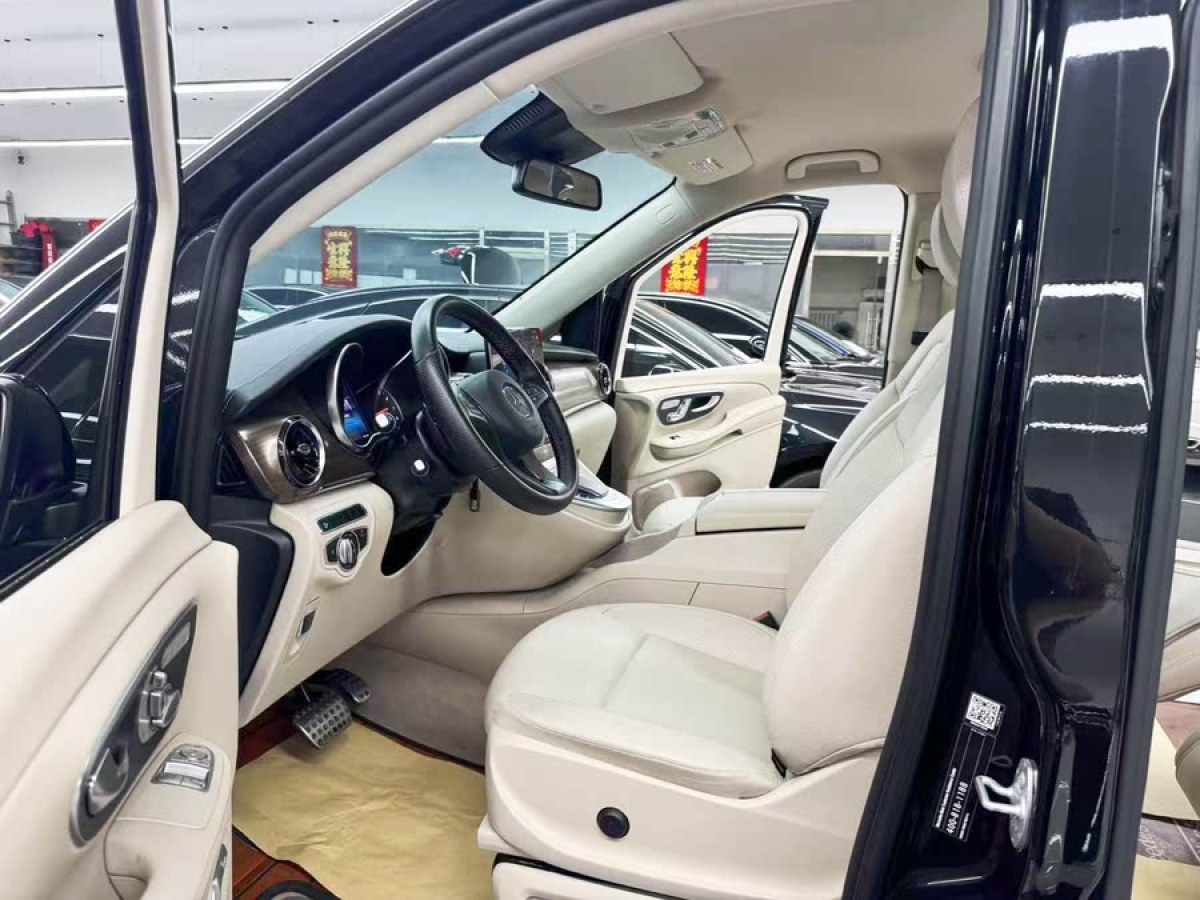 奔馳 V級  2021款 V 260 L 長軸距尊貴版圖片