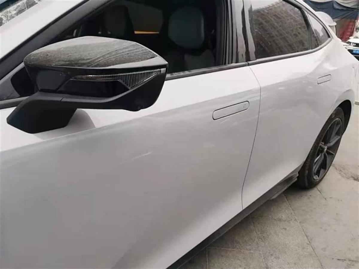 長(zhǎng)安 長(zhǎng)安UNI-V  2023款 1.5T 尊享型圖片