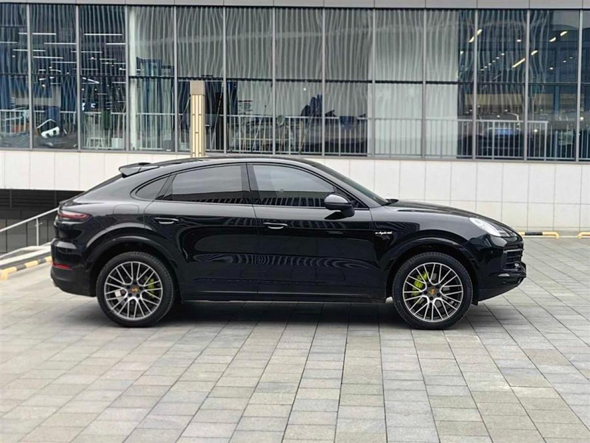 2019年3月保時(shí)捷 Cayenne新能源  2019款 Cayenne E-Hybrid 2.0T