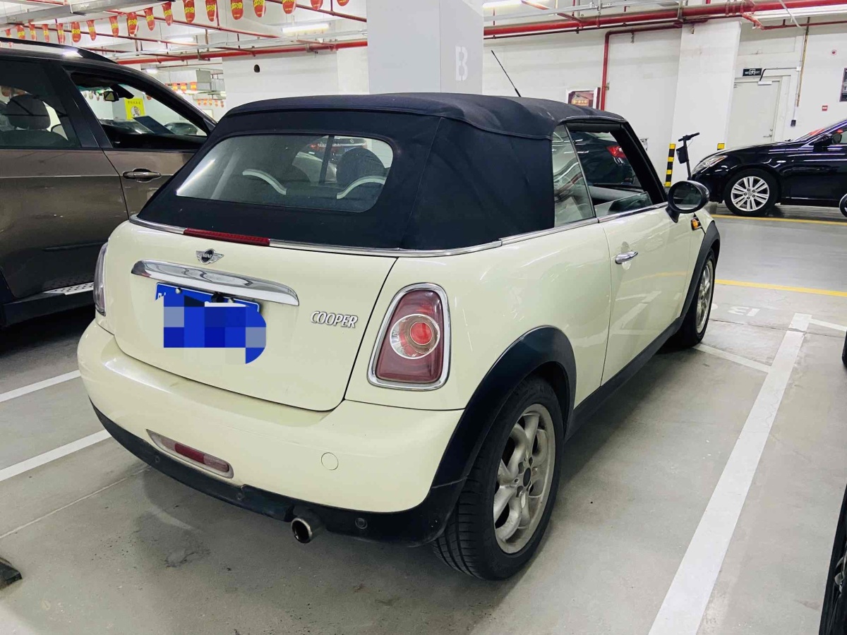 2010年12月MINI MINI  2012款 1.6L COOPER 敞篷 Highgate