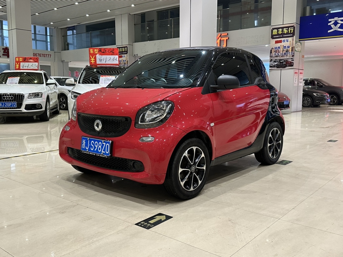 2017年3月smart fortwo  2015款 1.0L 52千瓦硬頂靈動(dòng)版