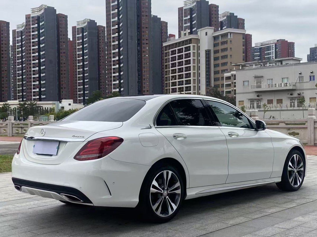 奔馳 奔馳C級(jí)  2015款 C 200 L 4MATIC 運(yùn)動(dòng)版圖片