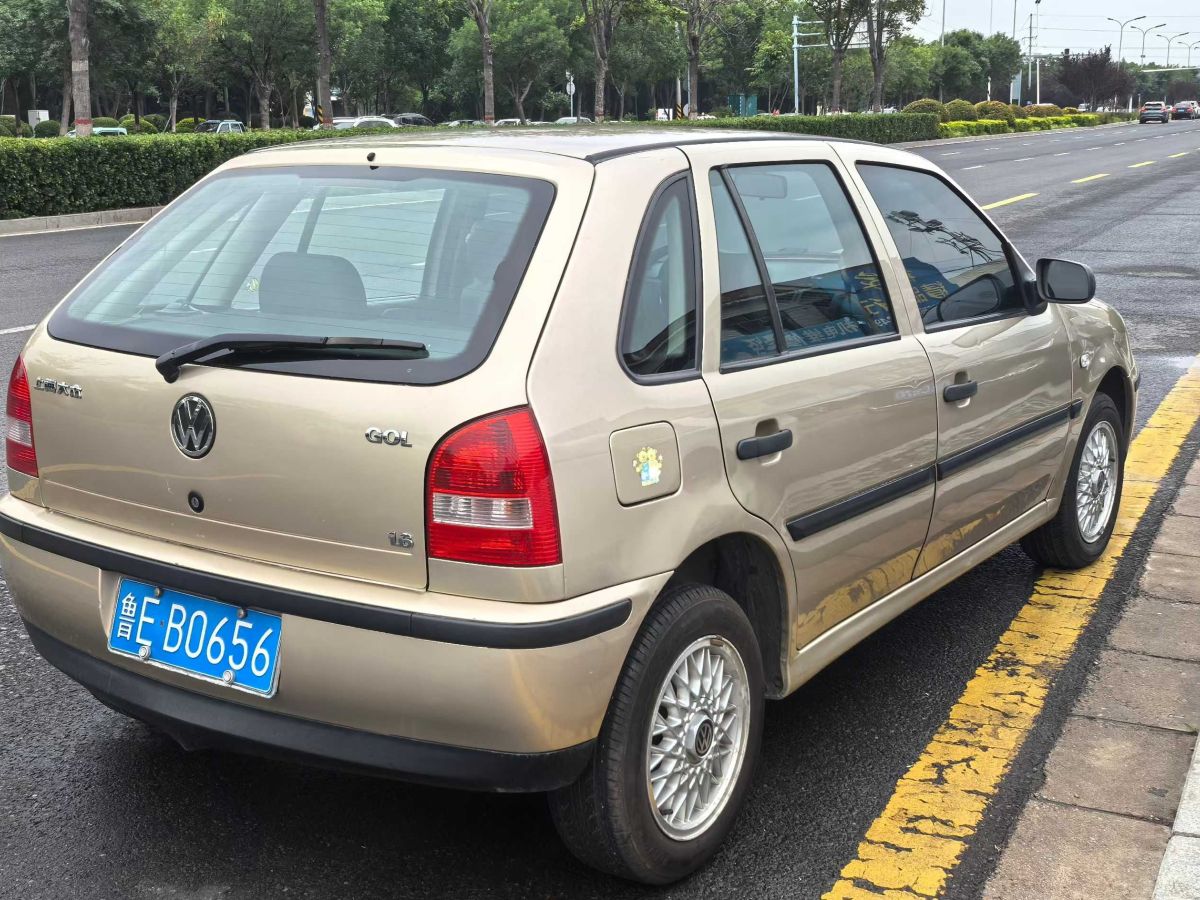 大眾 高爾  2004款 1.6L 五門基本型圖片