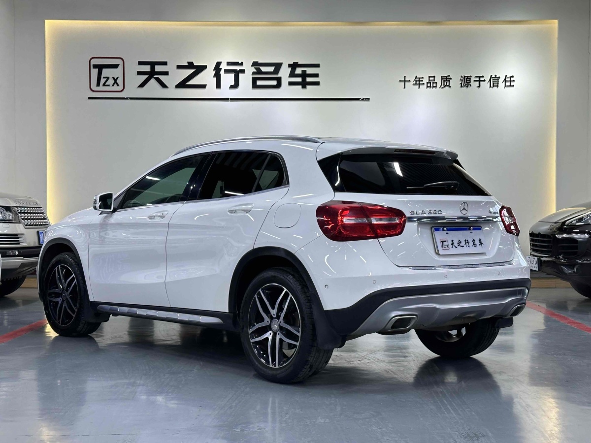 奔馳 奔馳GLA  2015款 GLA 220 4MATIC 時尚型圖片