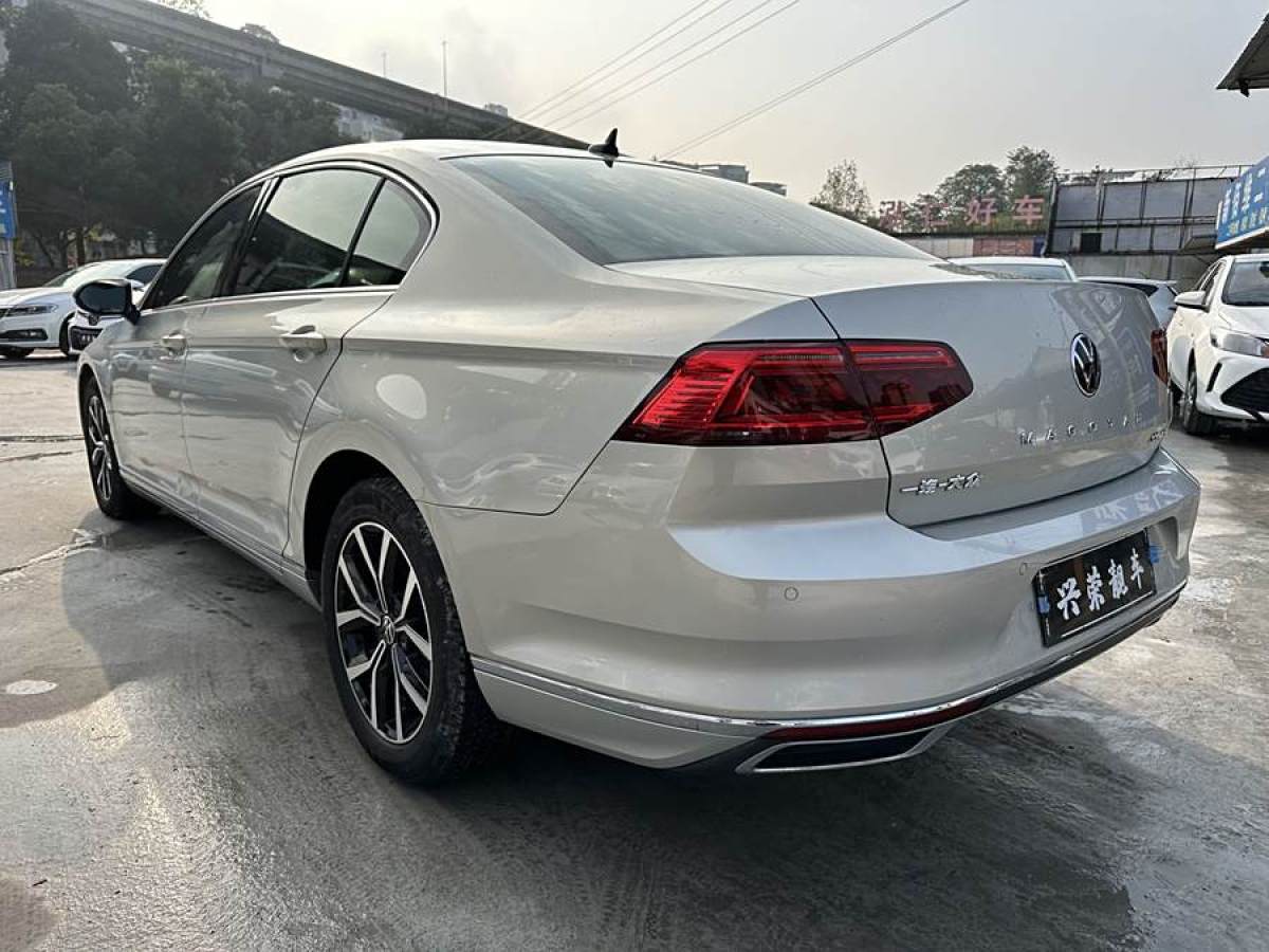 大眾 邁騰  2020款 330TSI DSG 領(lǐng)先型圖片