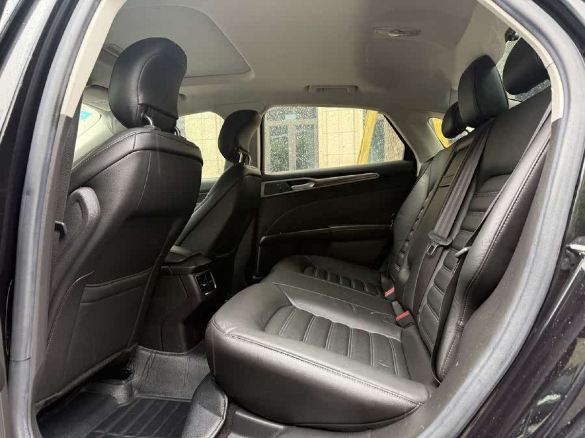 福特 蒙迪歐  2013款 2.0L GTDi200時(shí)尚型圖片