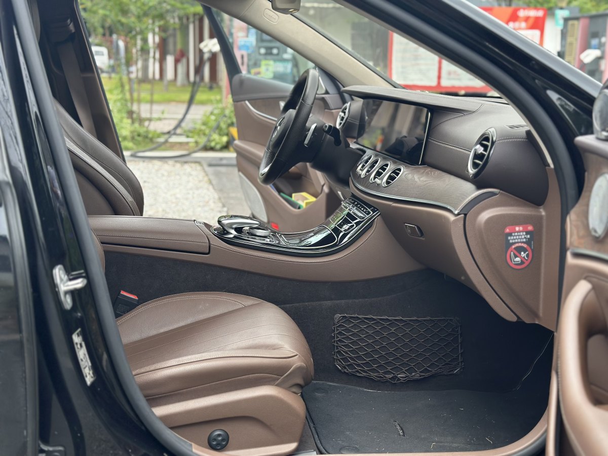 2018年1月奔馳 奔馳E級  2017款 E 320 L 4MATIC