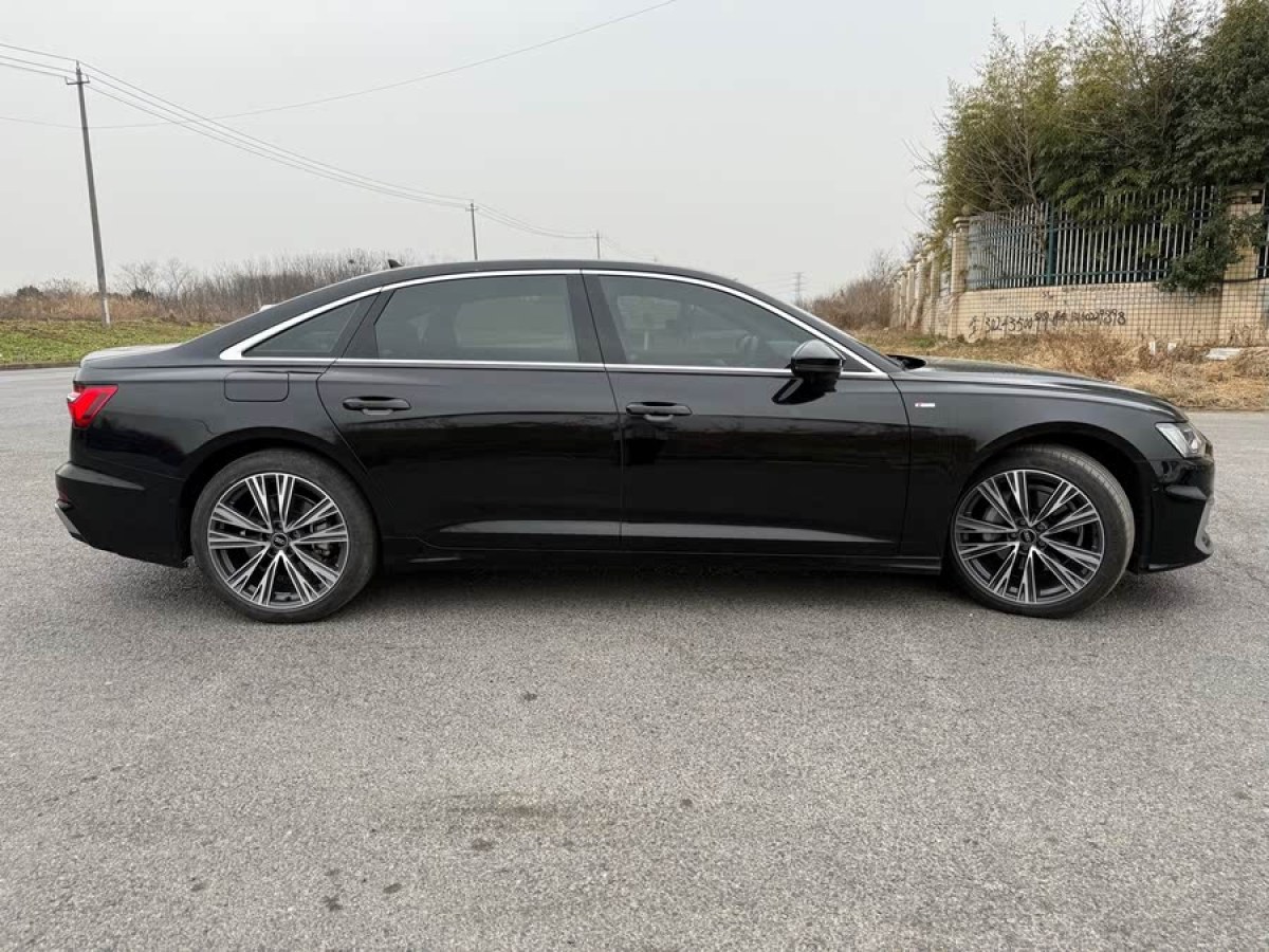 奧迪 奧迪A6L  2023款 改款 45 TFSI quattro 臻選動感型圖片