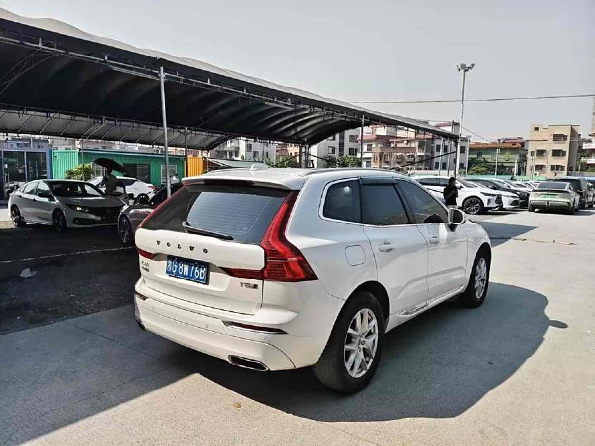 沃爾沃 XC60  2020款 T5 四驅(qū)智逸豪華版圖片