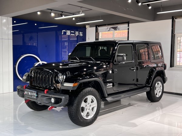 Jeep 牧马人  2021款 2.0T Sahara 四门版