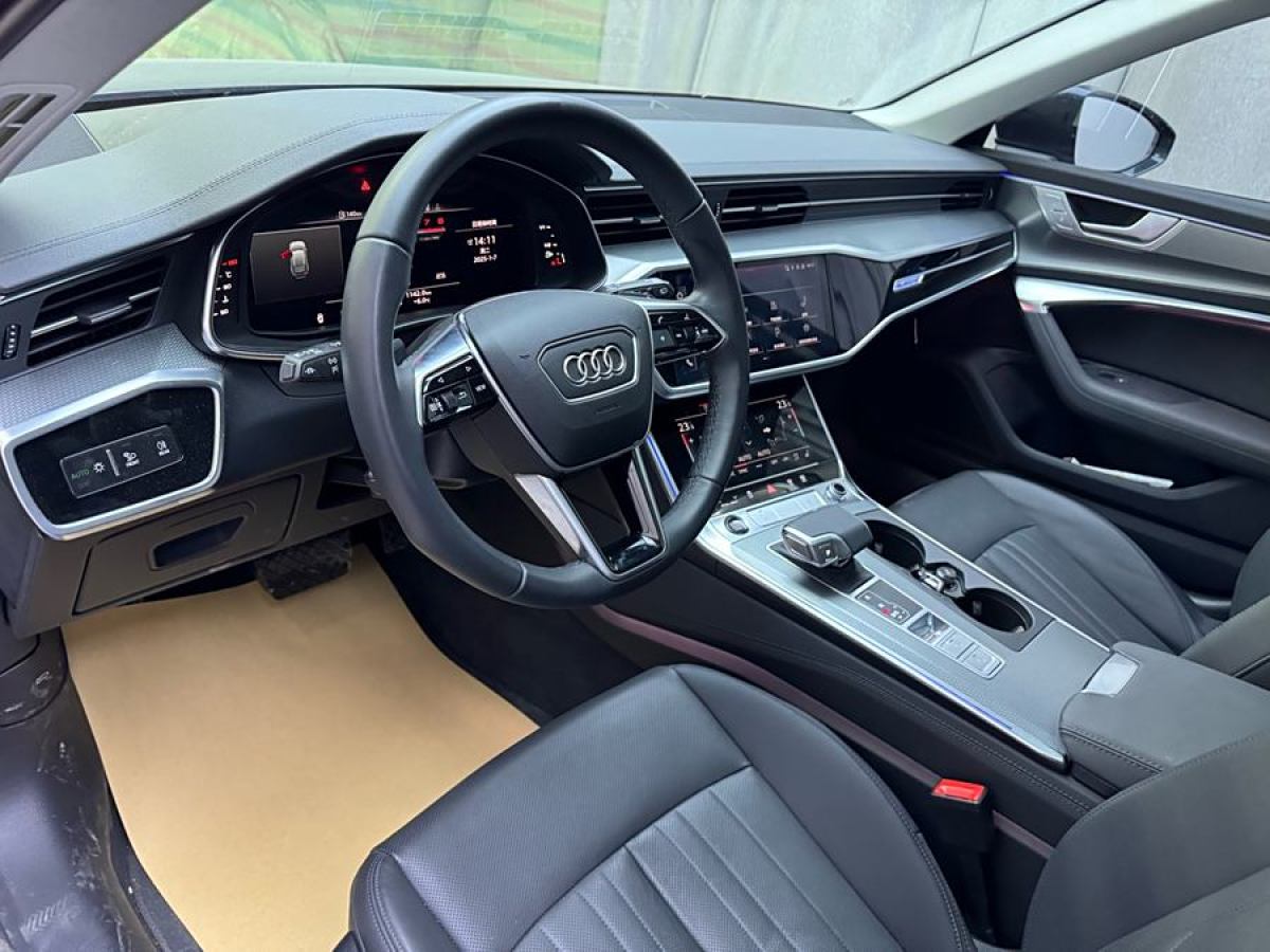 奧迪 奧迪A6  2024款 allroad quattro 55 TFSI 尊享越野型圖片