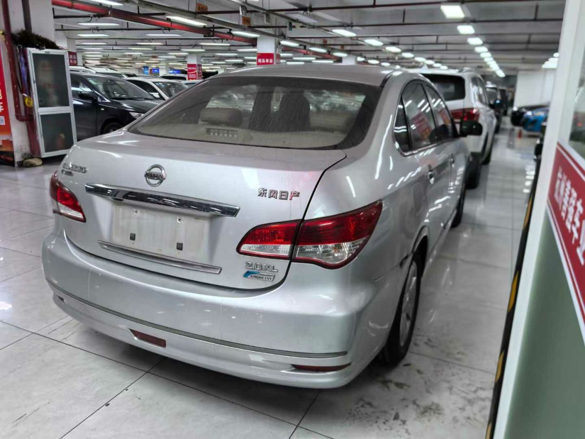 日產(chǎn) 軒逸  2009款 1.6XE 自動(dòng)舒適版圖片