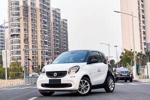 fortwo smart 1.0L 52千瓦硬頂靈動版