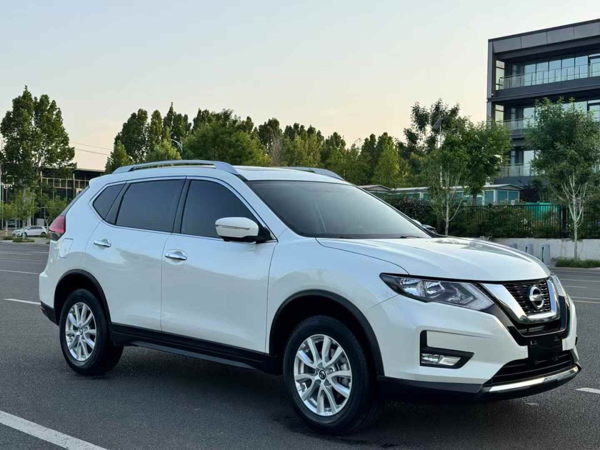 日產(chǎn) 奇駿  2017款 2.0L CVT舒適版 2WD圖片