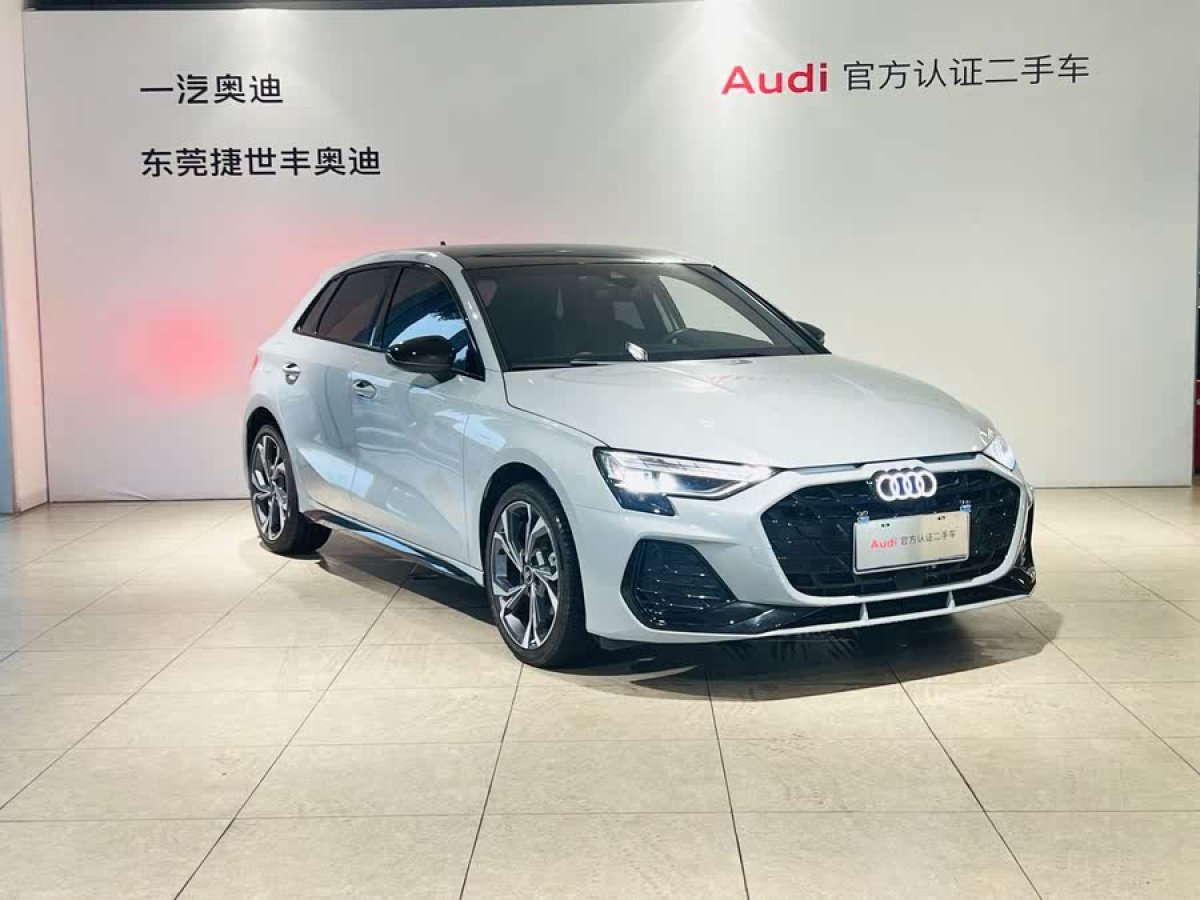奧迪 奧迪A3  2025款 Sportback 35TFSI 飛馳尊享型圖片