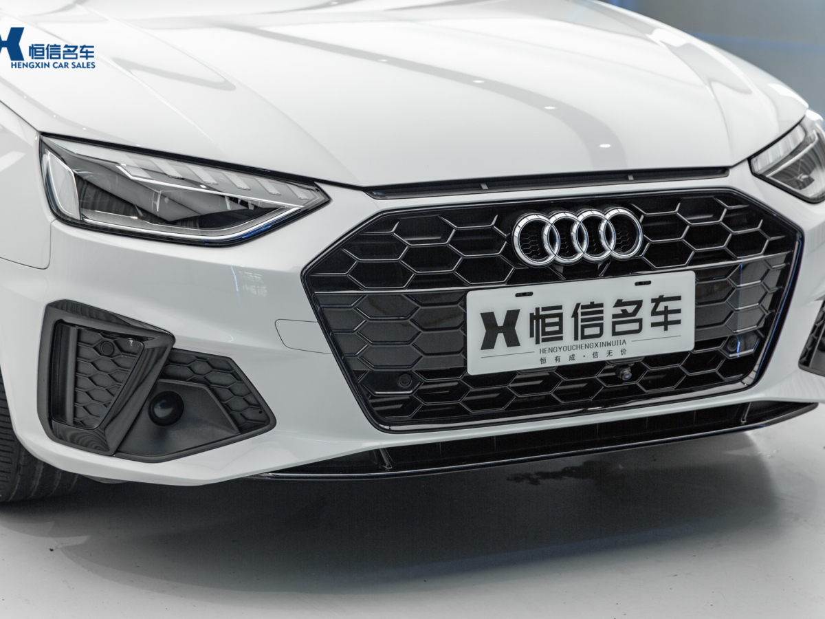 奧迪 奧迪A4L  2022款 40 TFSI 豪華動感型圖片