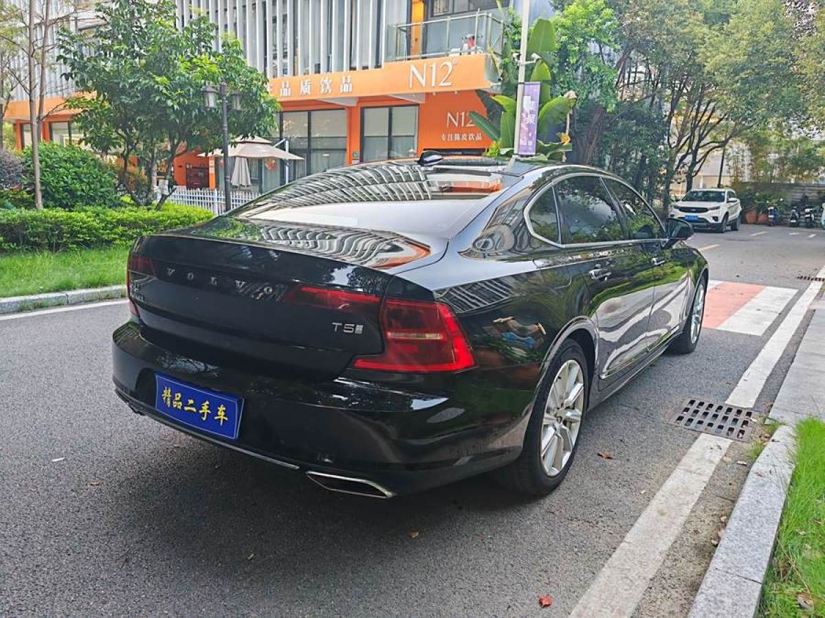 沃爾沃 S90  2020款 改款 T5 智逸豪華版圖片