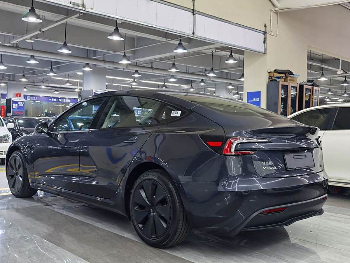 特斯拉 Model Y  2023款 后輪驅(qū)動版圖片