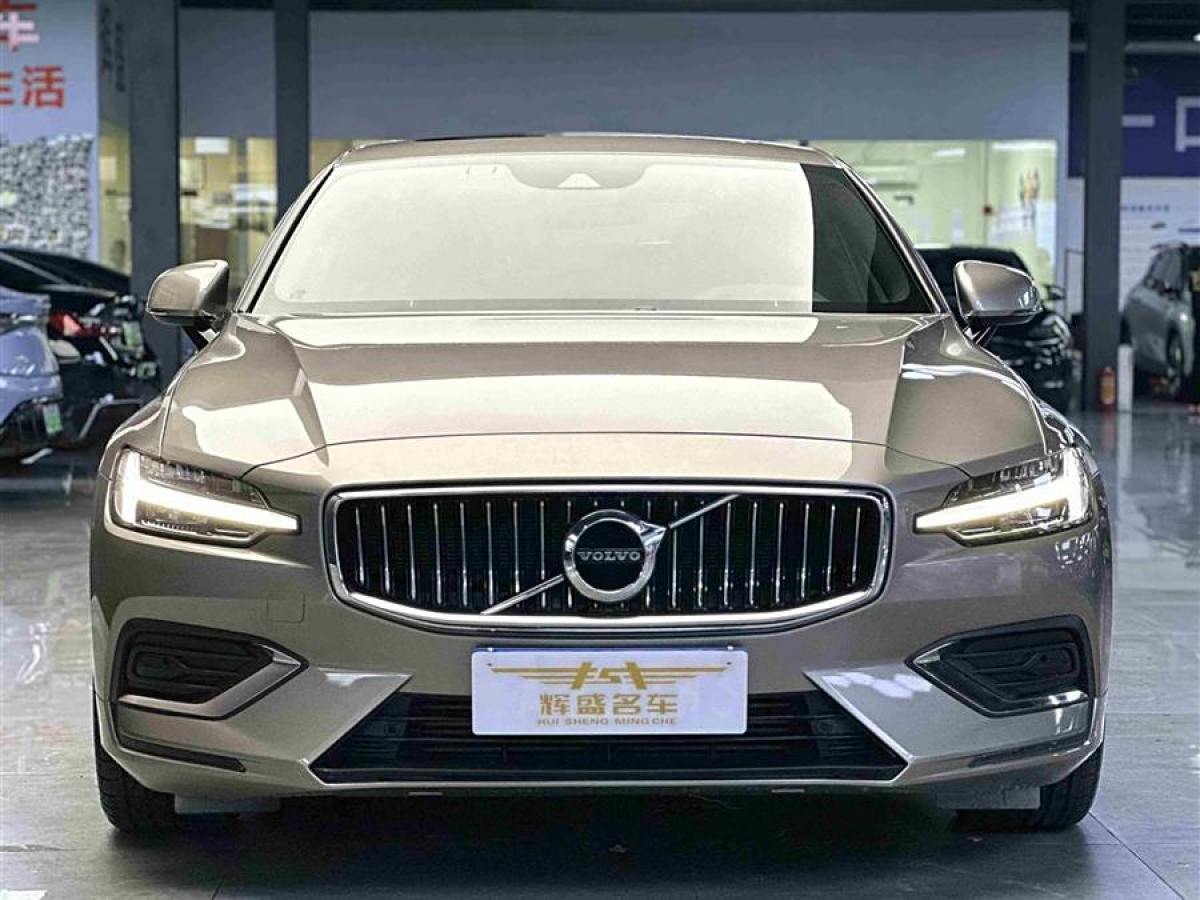 沃爾沃 S60L  2021款 T4 智逸豪華版圖片