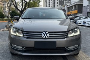 帕萨特 大众 1.8TSI DSG御尊版