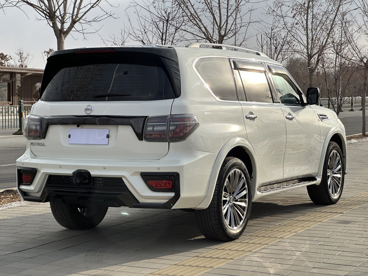 日產(chǎn) 途樂(lè)  2018款 4.0L 領(lǐng)英型圖片