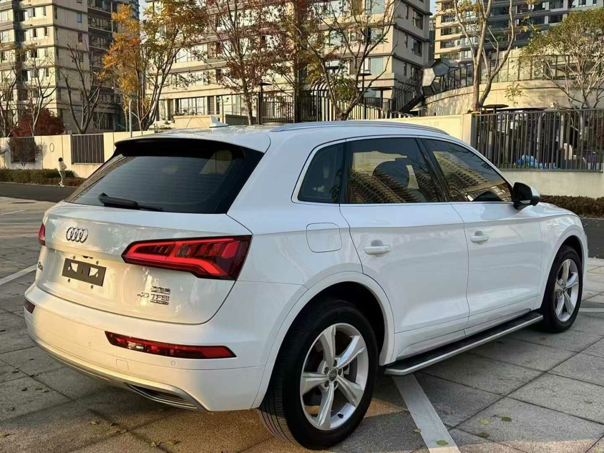 奧迪 奧迪Q3  2019款  35 TFSI 時尚動感型圖片