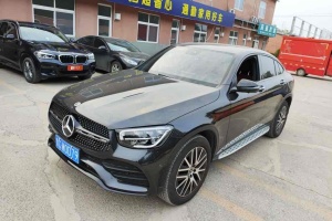 奔驰GLC 奔驰 改款 GLC 300 4MATIC 轿跑SUV