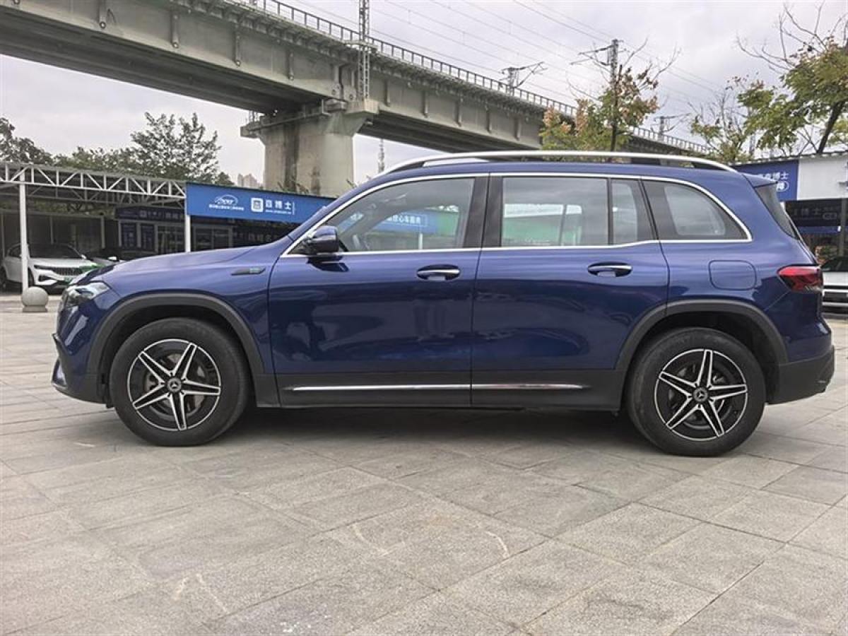 奔馳 奔馳EQB  2022款 EQB 350 4MATIC 首發(fā)特別版圖片