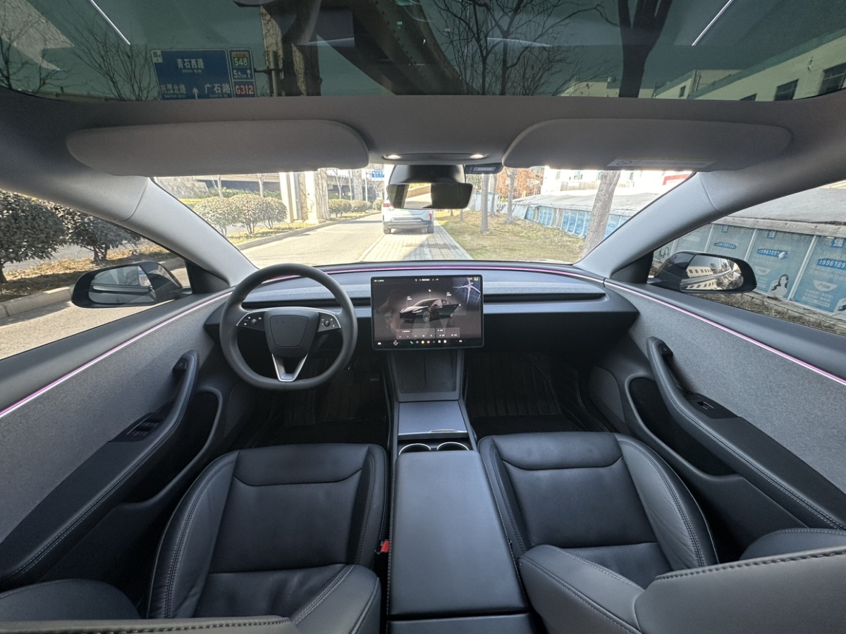 特斯拉 Model 3  2023款 煥新版 后輪驅(qū)動(dòng)圖片