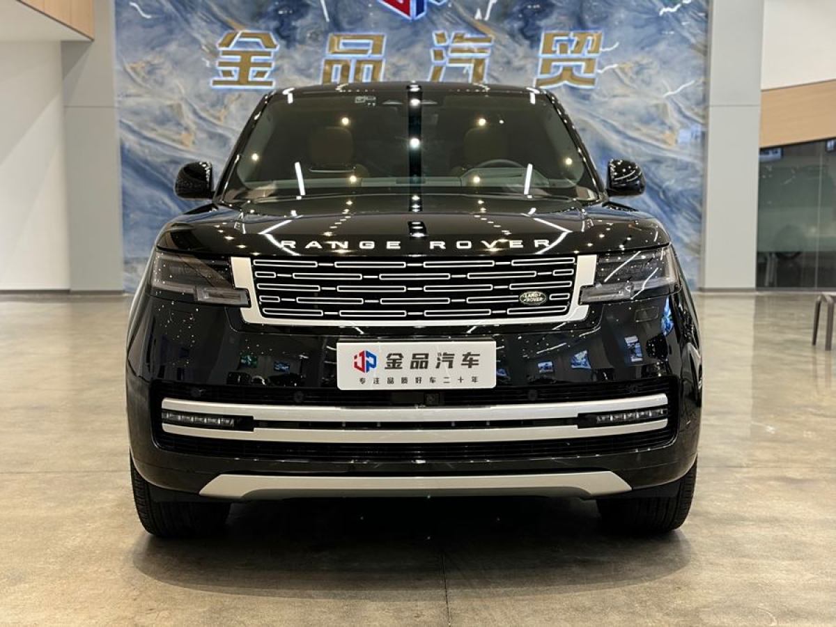 路虎 攬勝  2023款 3.0 L6 400PS 創(chuàng)世加長版圖片