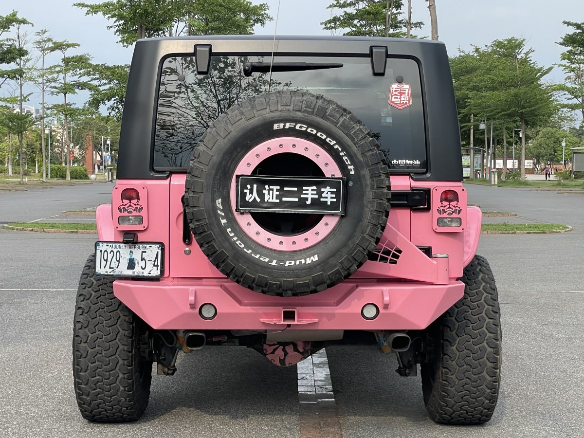 Jeep 牧馬人  2013款 3.6L Sahara 兩門版圖片