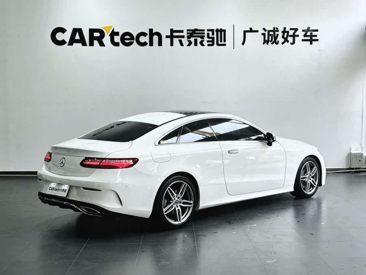 奔馳 奔馳E級(jí)  2019款 E 200 轎跑車圖片
