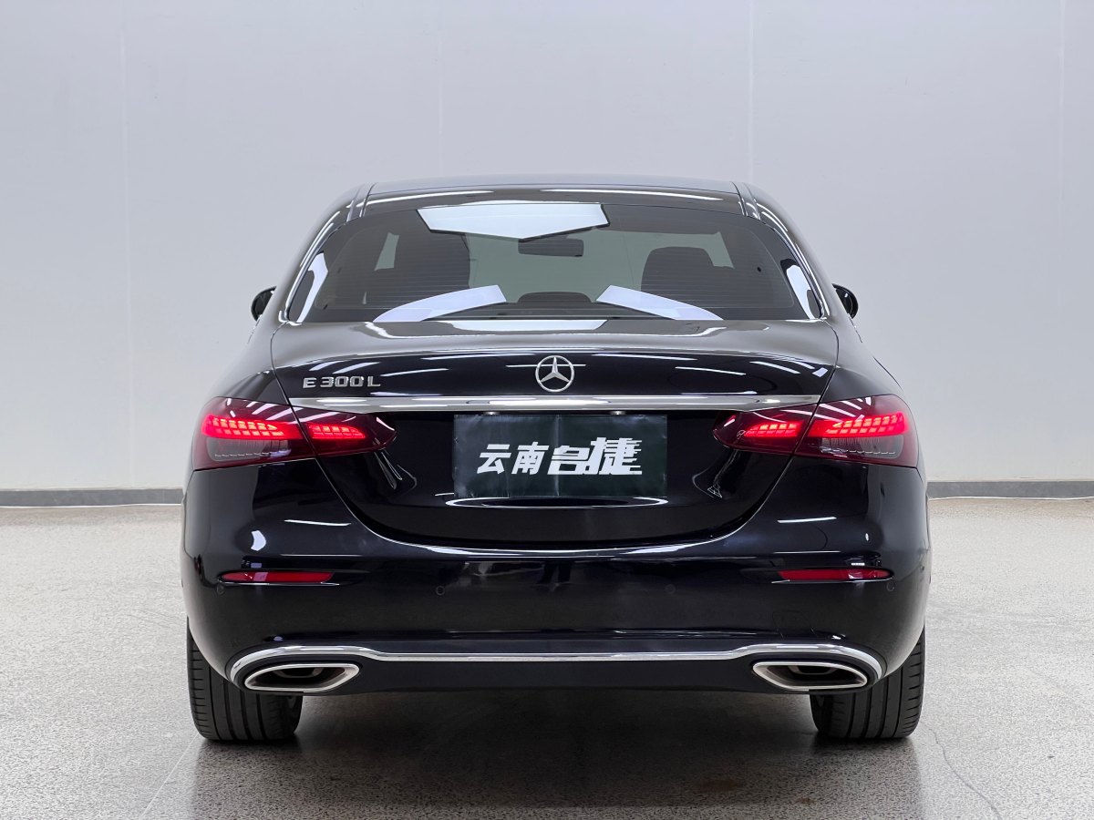 奔馳 奔馳E級  2021款 改款 E 300 L 豪華型圖片