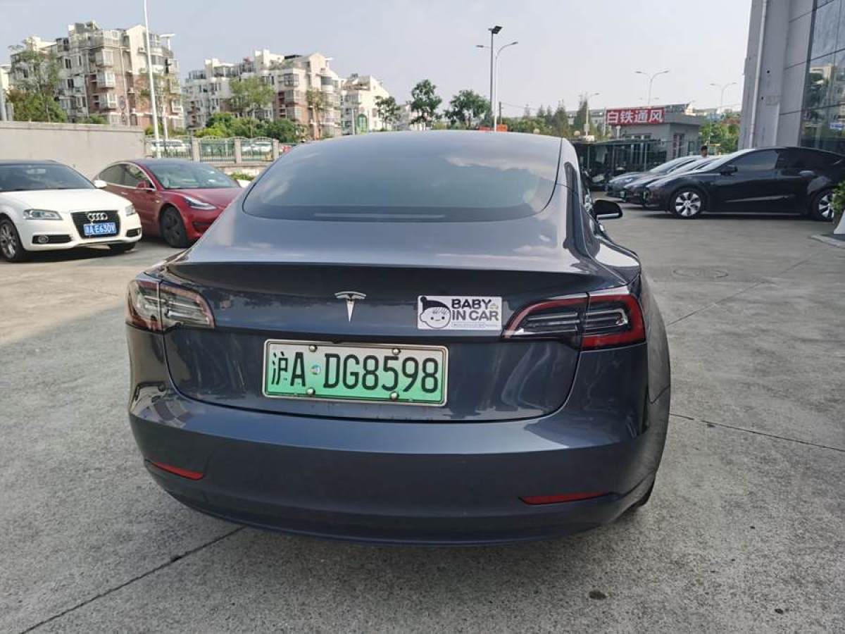 2019年12月特斯拉 Model 3  2019款 標(biāo)準(zhǔn)續(xù)航后驅(qū)升級(jí)版