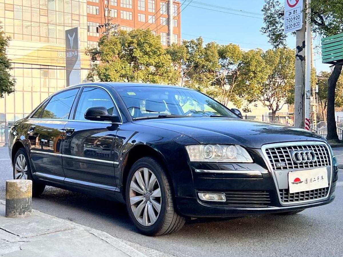 奧迪 奧迪A8  2009款 A8L 2.8 FSI 標(biāo)準(zhǔn)型圖片