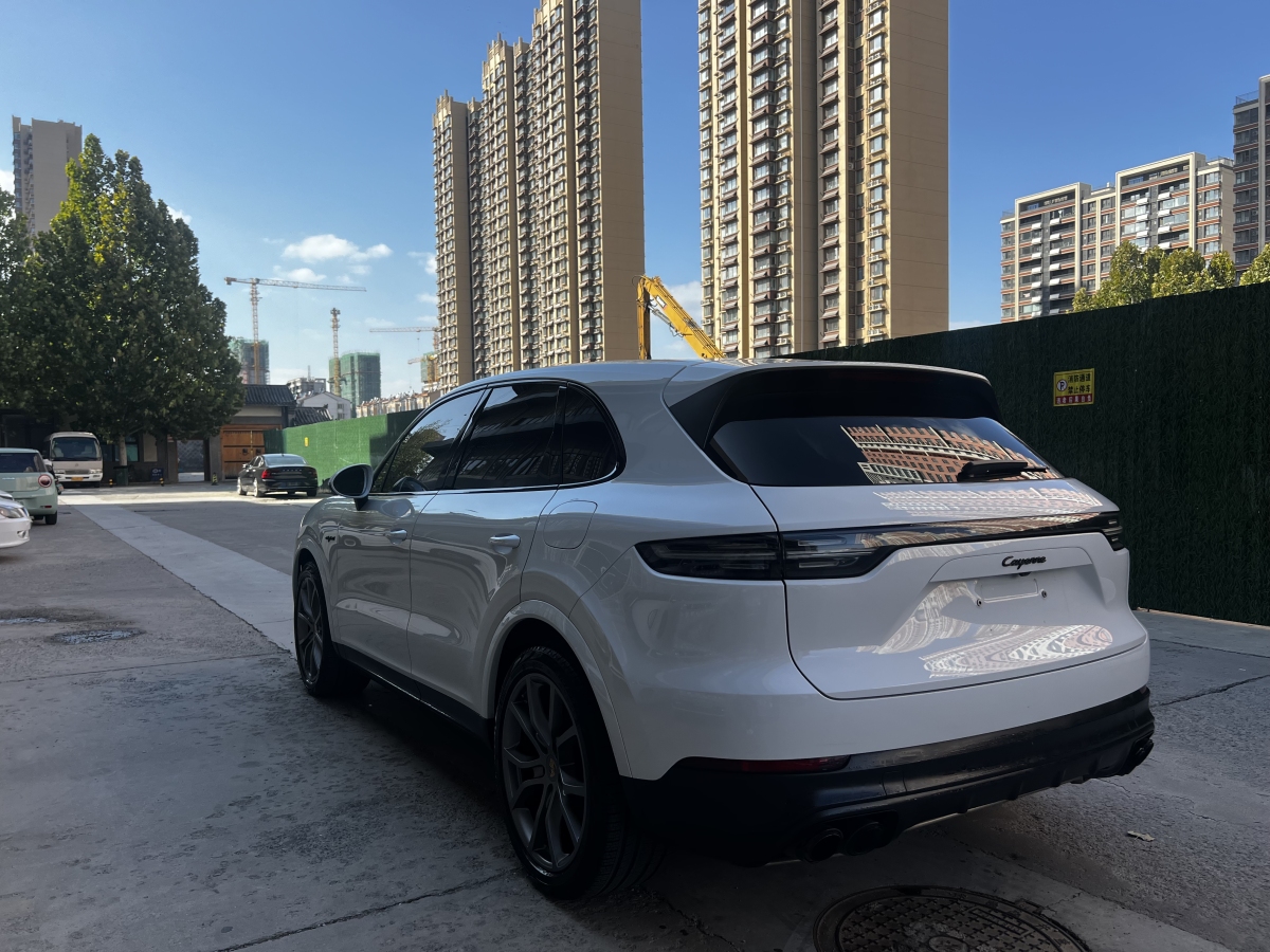 保時捷 Cayenne新能源  2023款 Cayenne E-Hybrid 2.0T 鉑金版圖片