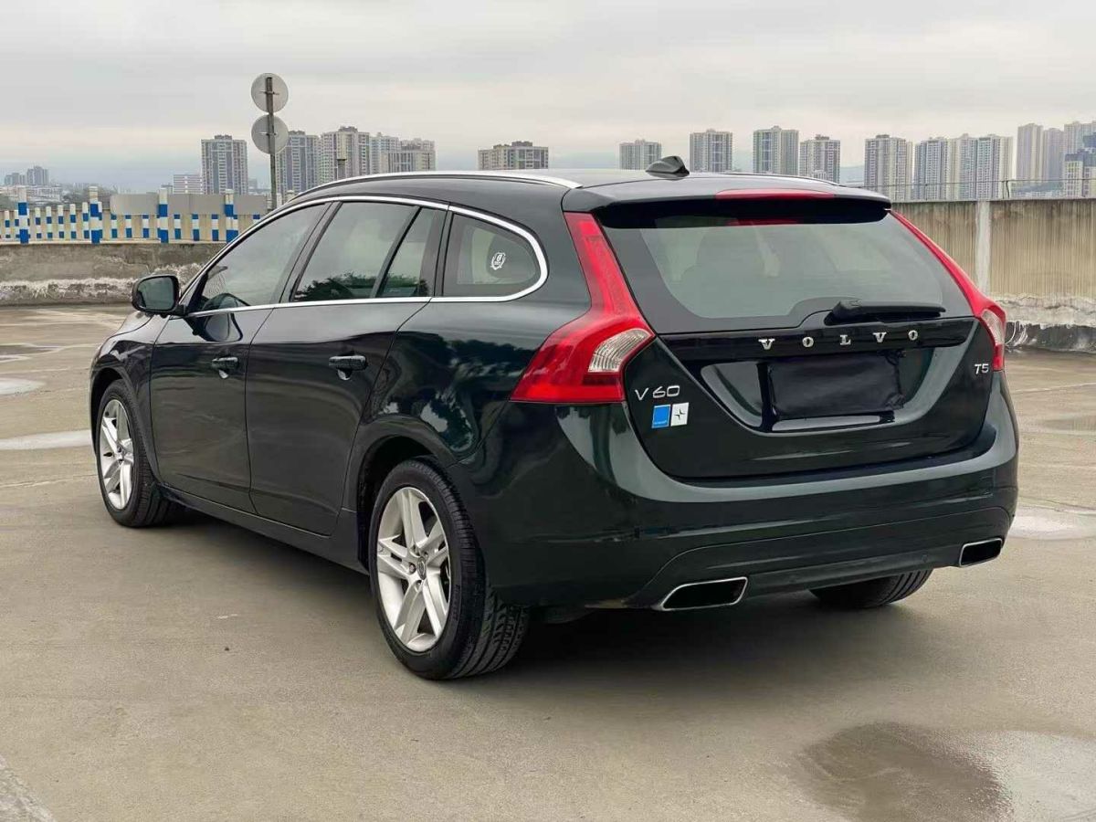 沃爾沃 V60  2014款 2.0T T5 個性運動版(改款)圖片