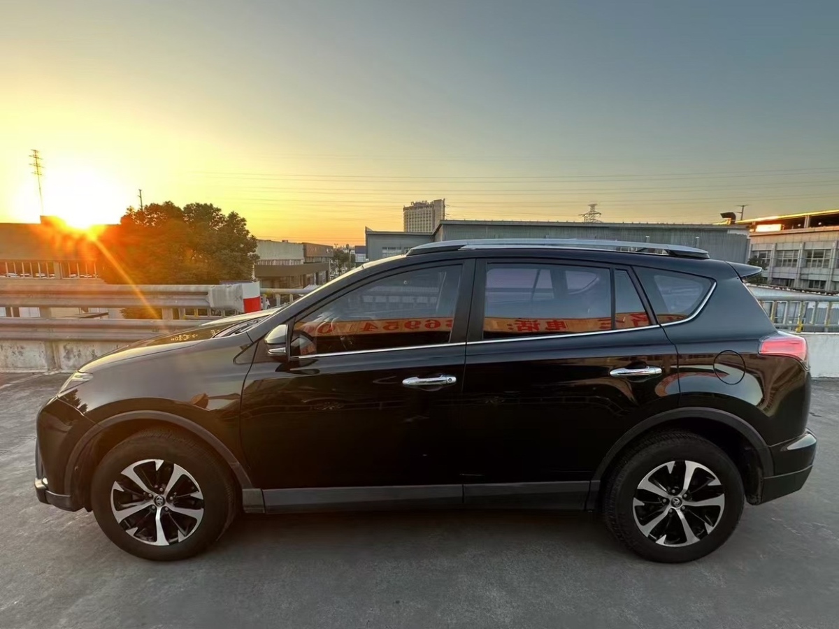 豐田 RAV4榮放  2019款  2.0L CVT兩驅(qū)舒適版 國VI圖片