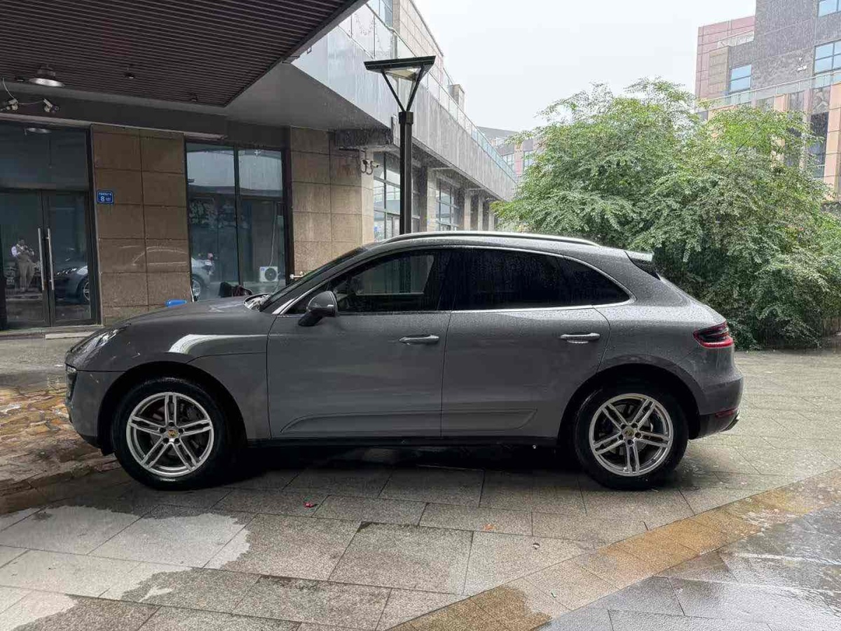 保時(shí)捷 Macan  2014款 Macan 2.0T圖片