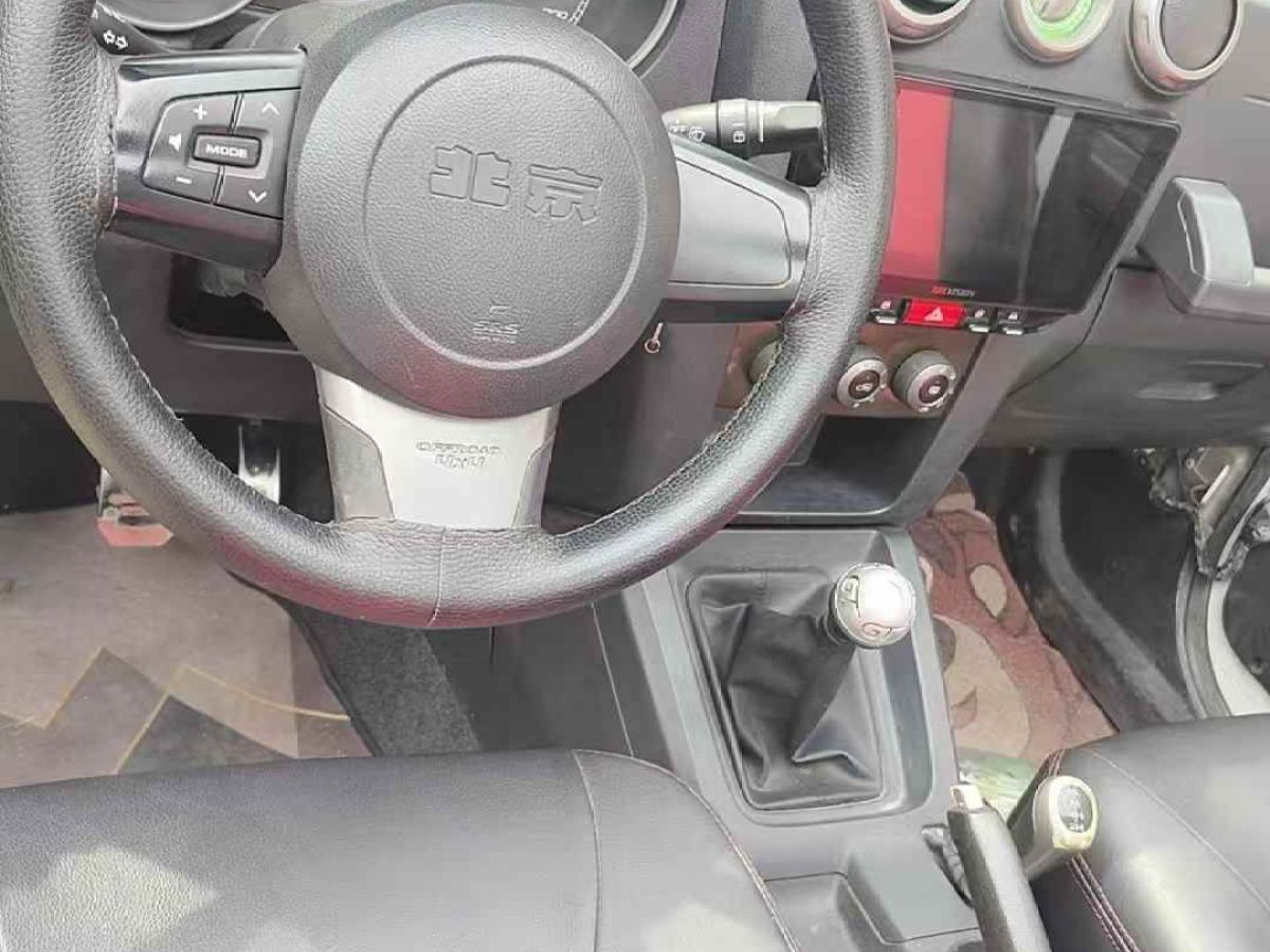 北京 BJ40 圖片