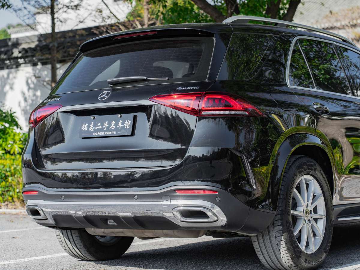 奔馳 奔馳GLE  2020款 改款 GLE 350 4MATIC 時(shí)尚型圖片