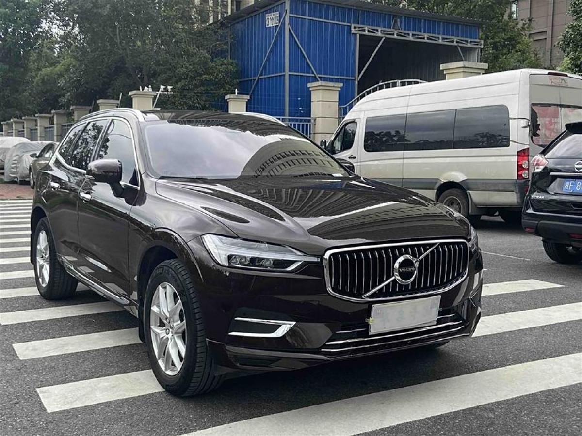 沃爾沃 XC60  2020款 T5 四驅(qū)智逸豪華版圖片