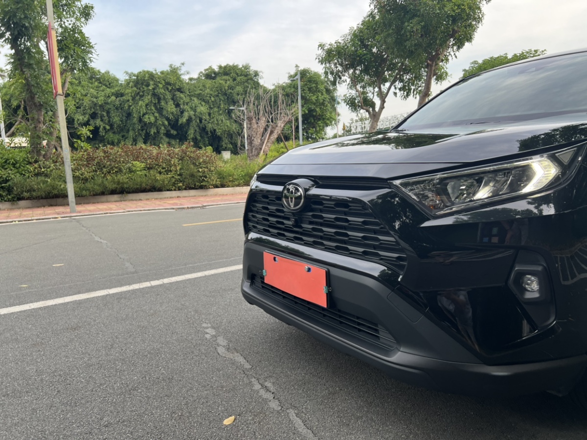 豐田 RAV4榮放  2023款 2.0L CVT兩驅(qū)都市版圖片